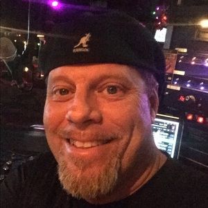 Meet your Posher, Dj Sammy in Miami